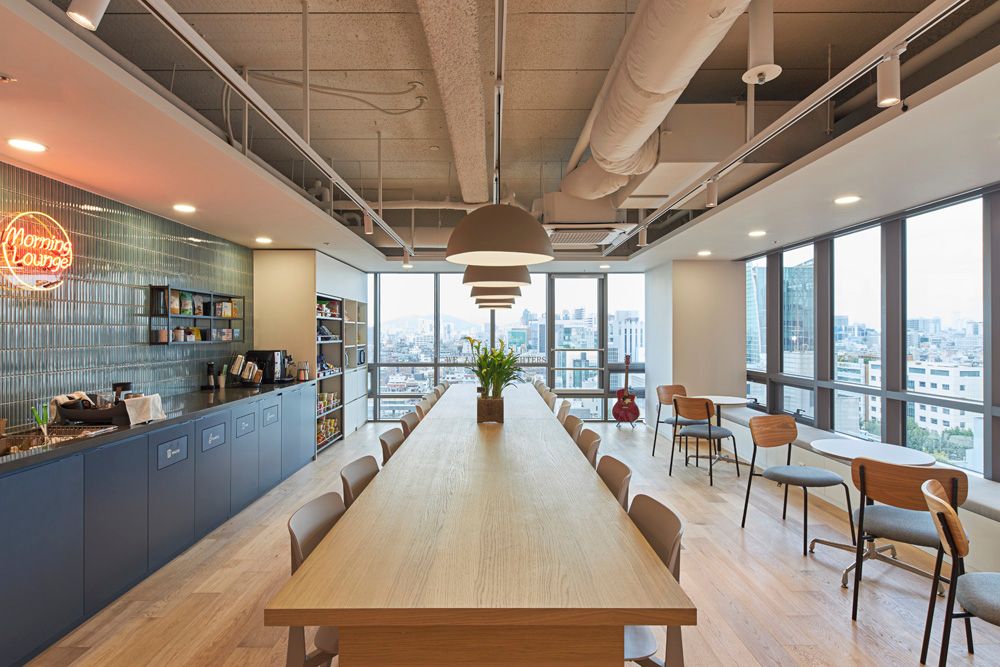 사무실 인테리어 - 직원 만족도를 올리는 오피스 라운지 탕비실 카페테리아 디자인